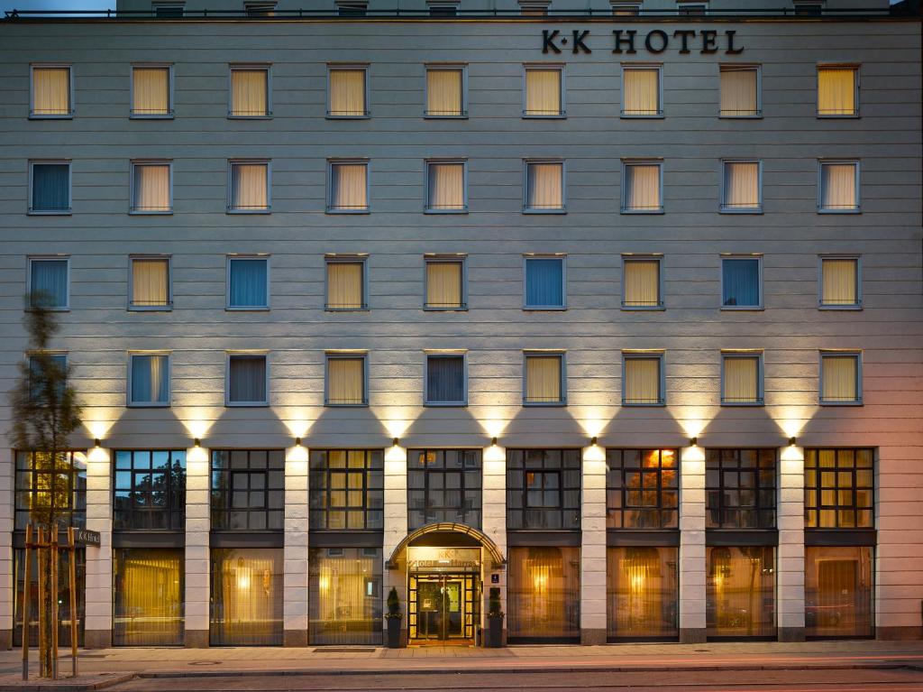 hotels with balcony in Munich