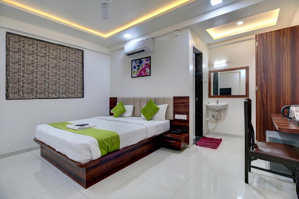 hotels with balcony in Pune