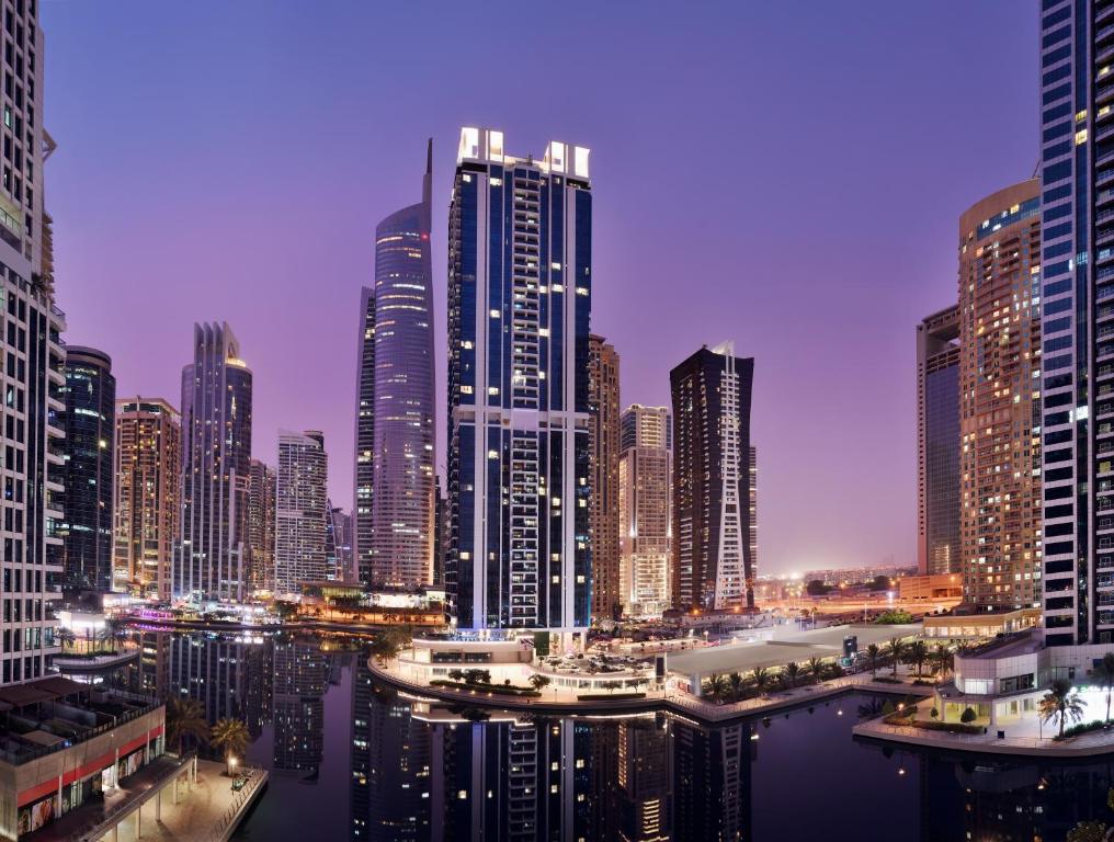 hotels with balcony in Dubai Jumeirah Lakes Towers