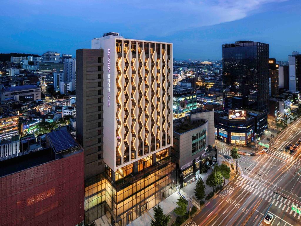 hotels with balcony in Seoul