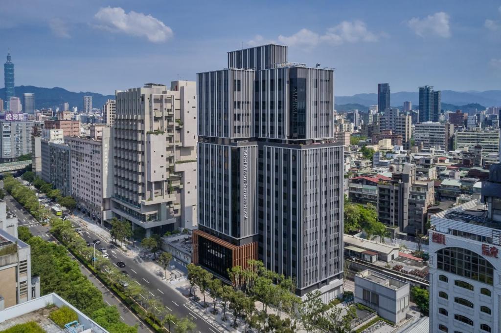 hotels with balcony in Taipei