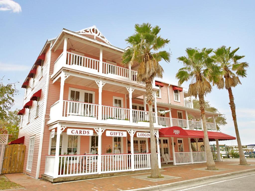 hotels with balcony in New Smyrna Beach