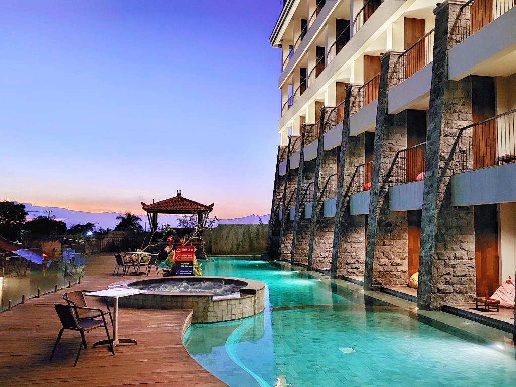 hotels with balcony in Batu