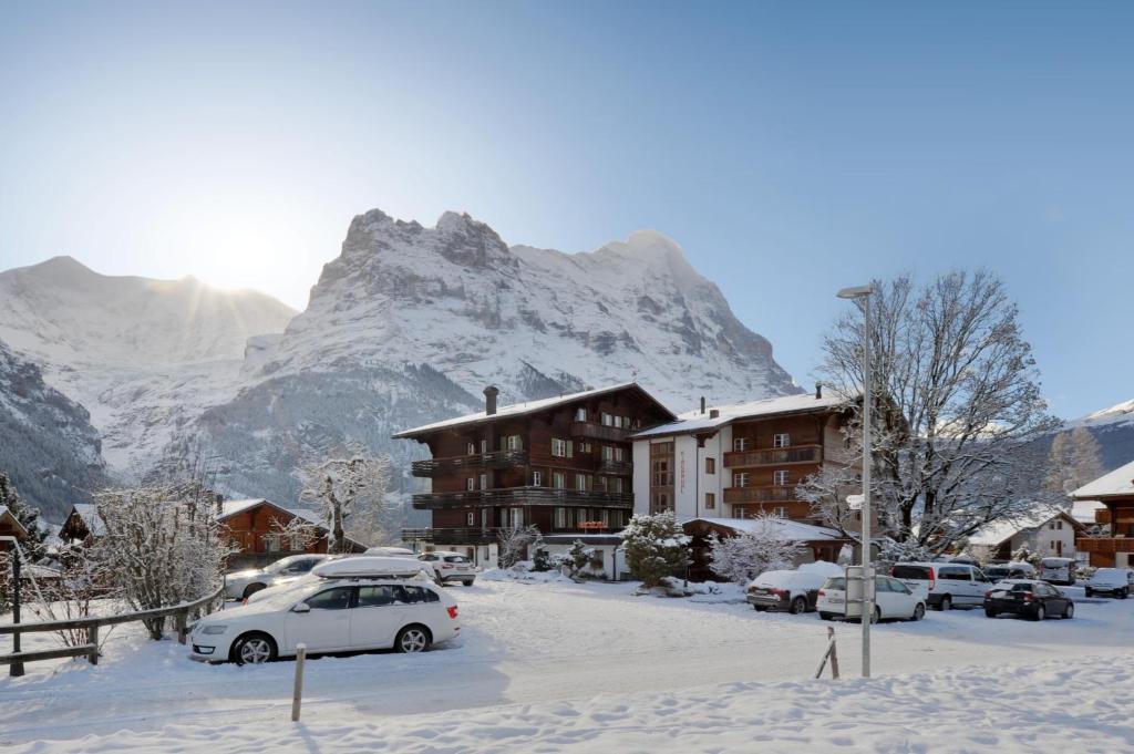 hotels with balcony in Grindelwald