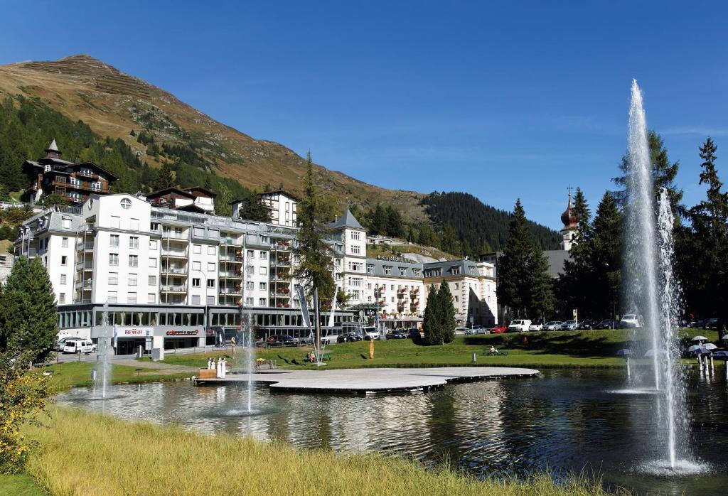 hotels with balcony in Davos