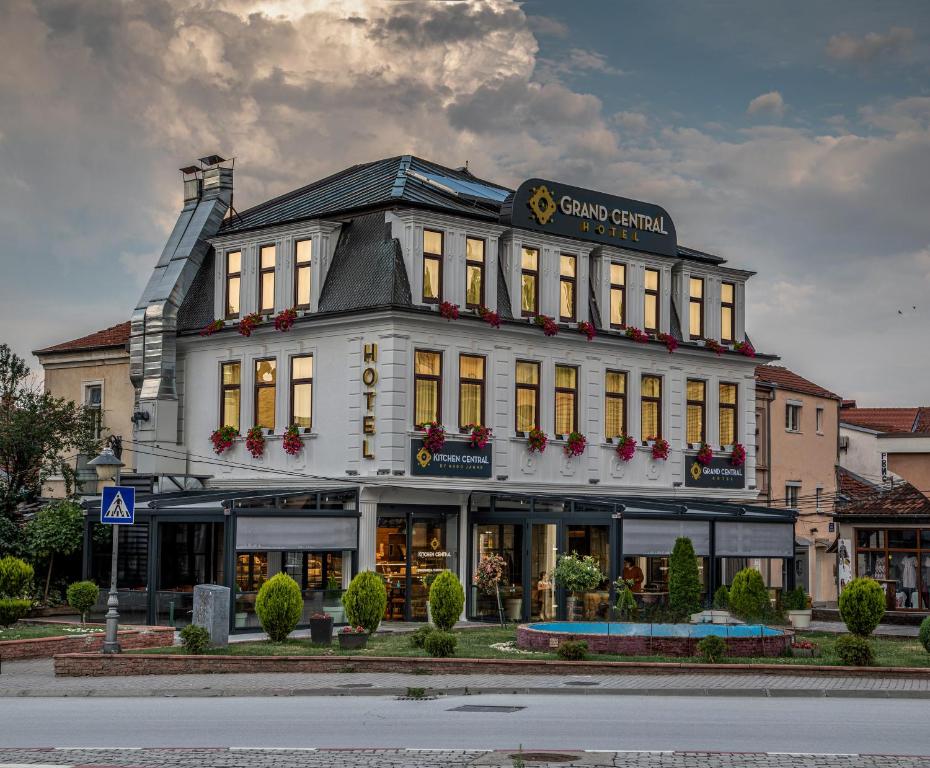 hotels with balcony in Bitola