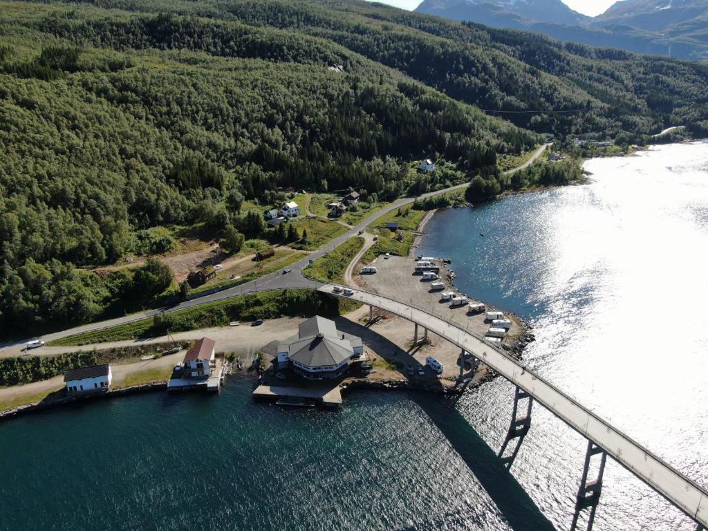 hotels with balcony in Troms