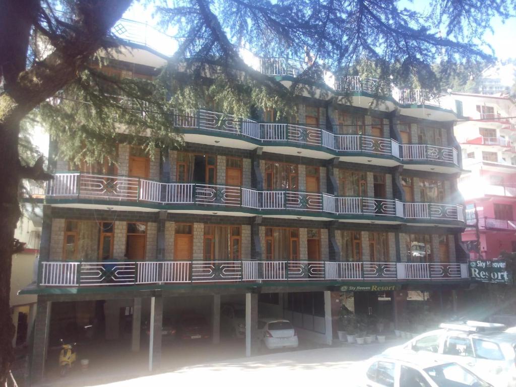 hotels with balcony in Macleodganj