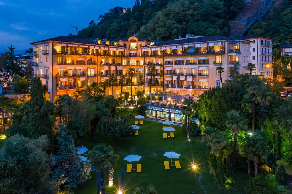 hotels with balcony in Lugano