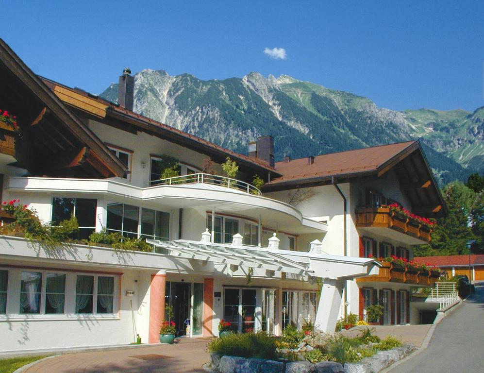 hotels with balcony in Oberstdorf