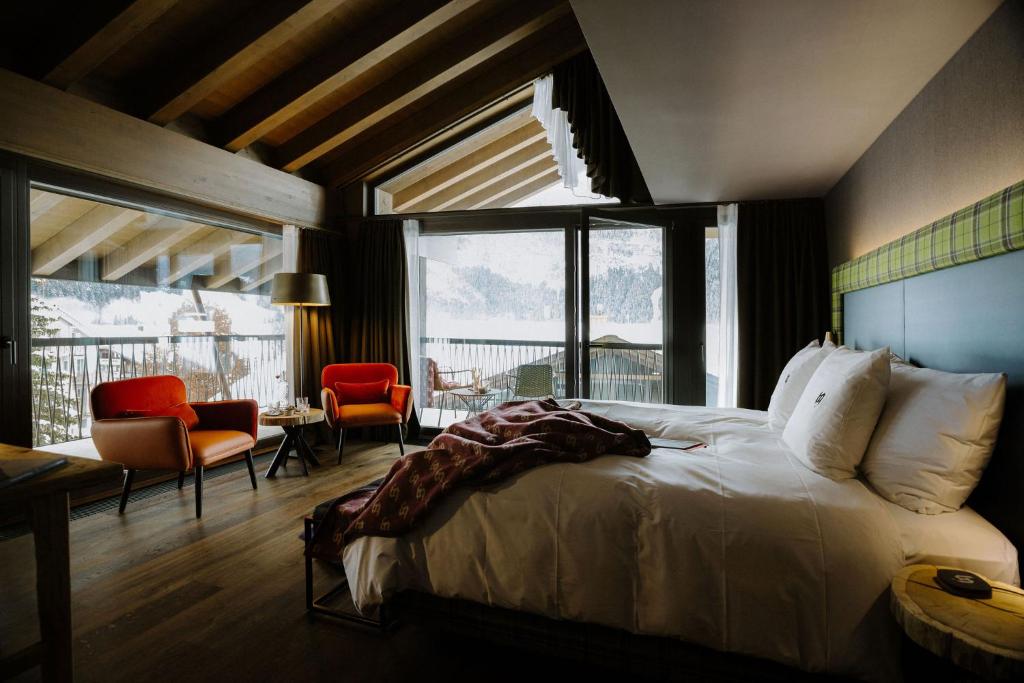 hotels with balcony in Swiss Alps