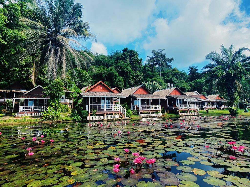 hotels with balcony in Ko Yao Noi