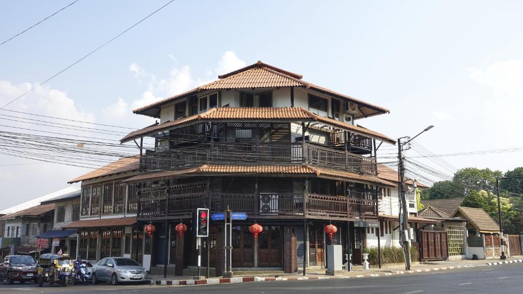 hotels with balcony in Ubon Ratchathani