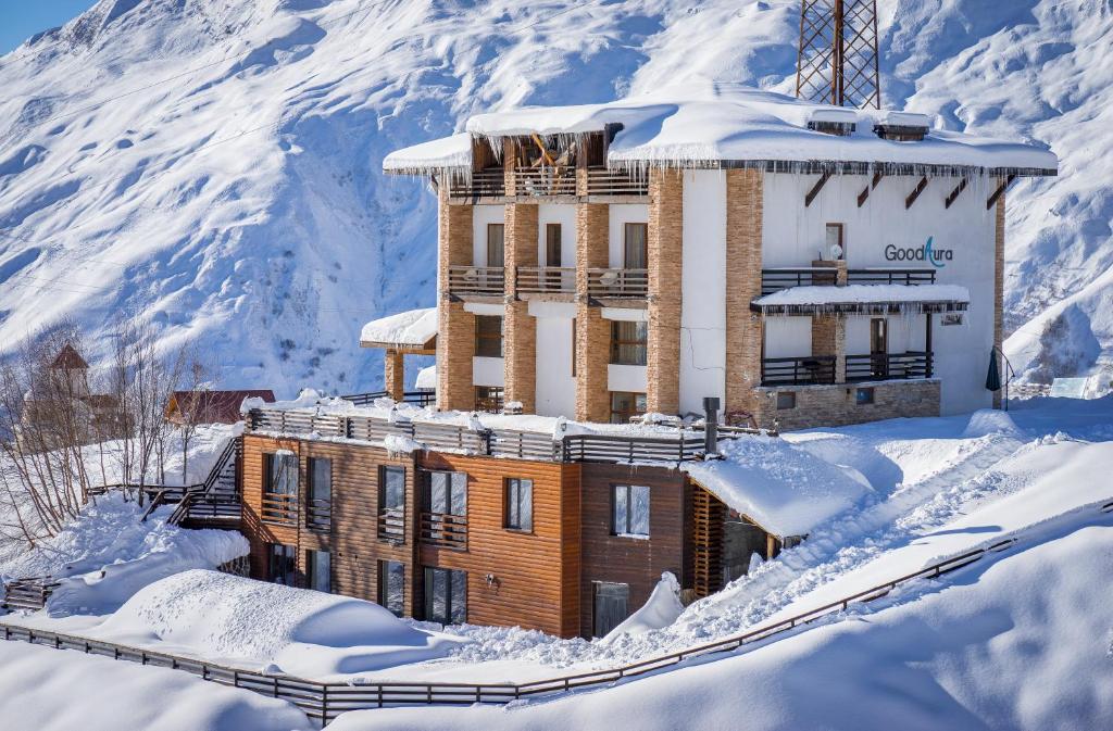 hotels with balcony in Gudauri