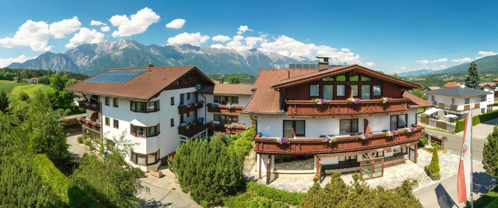 hotels with balcony in Innsbruck