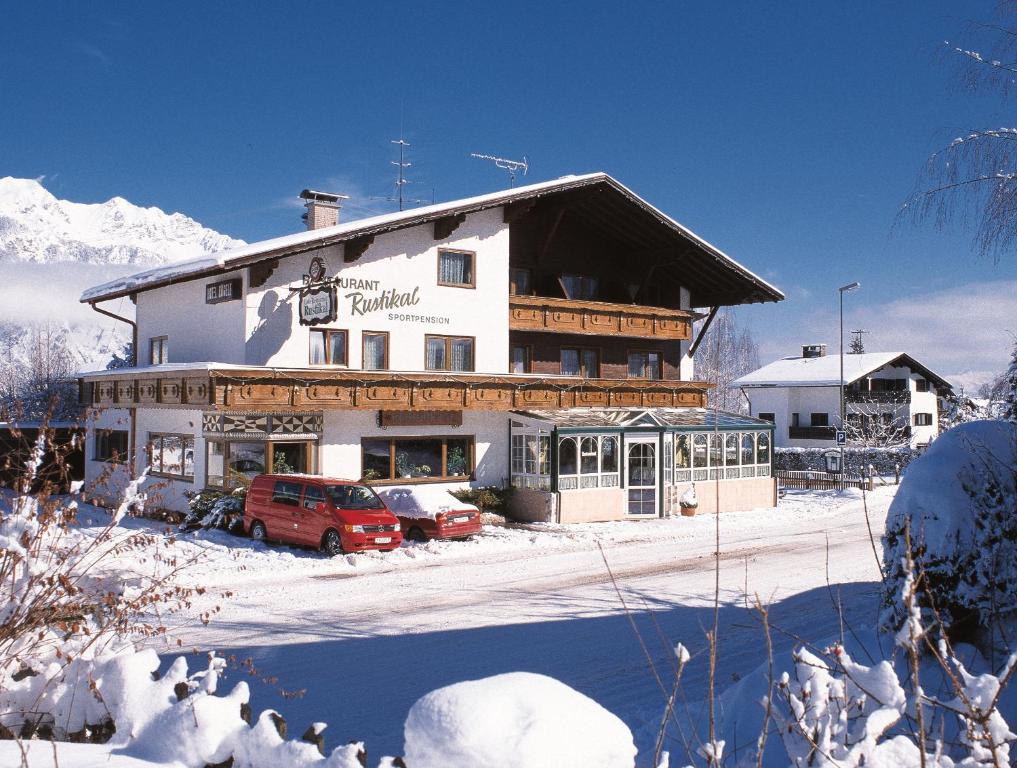 hotels with balcony in Innsbruck