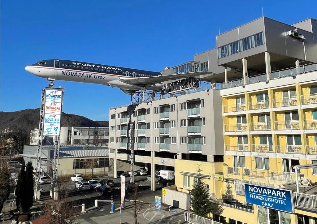 hotels with balcony in Graz Kunsthaus Graz