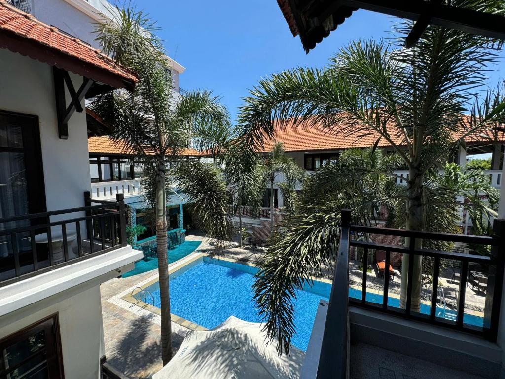 hotels with balcony in Hoi An