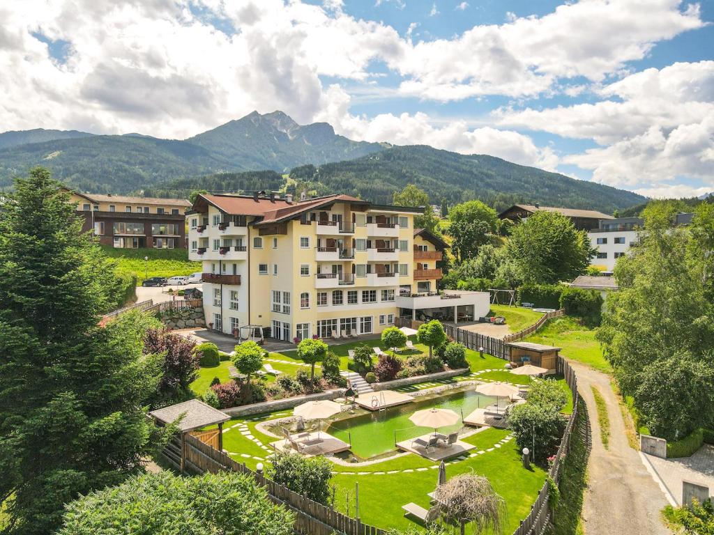 hotels with balcony in Innsbruck