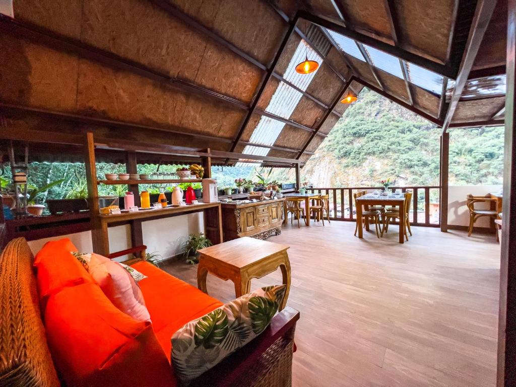 hotels with balcony in Machu Picchu