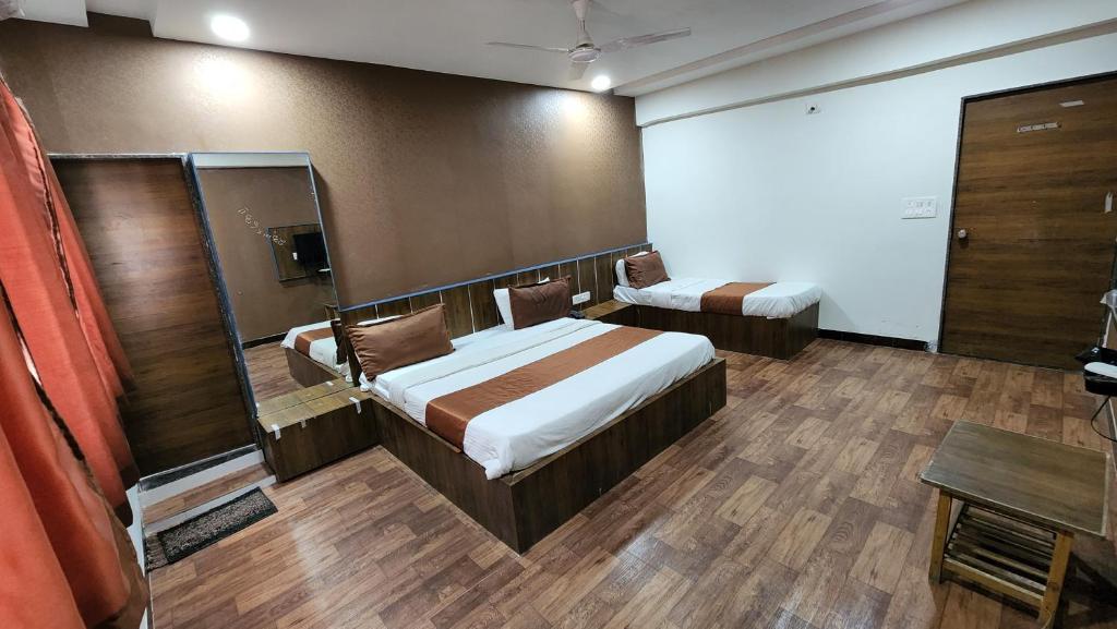 hotels with balcony in Ahmedabad