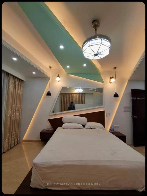 Dhaka Hotels with Balcony