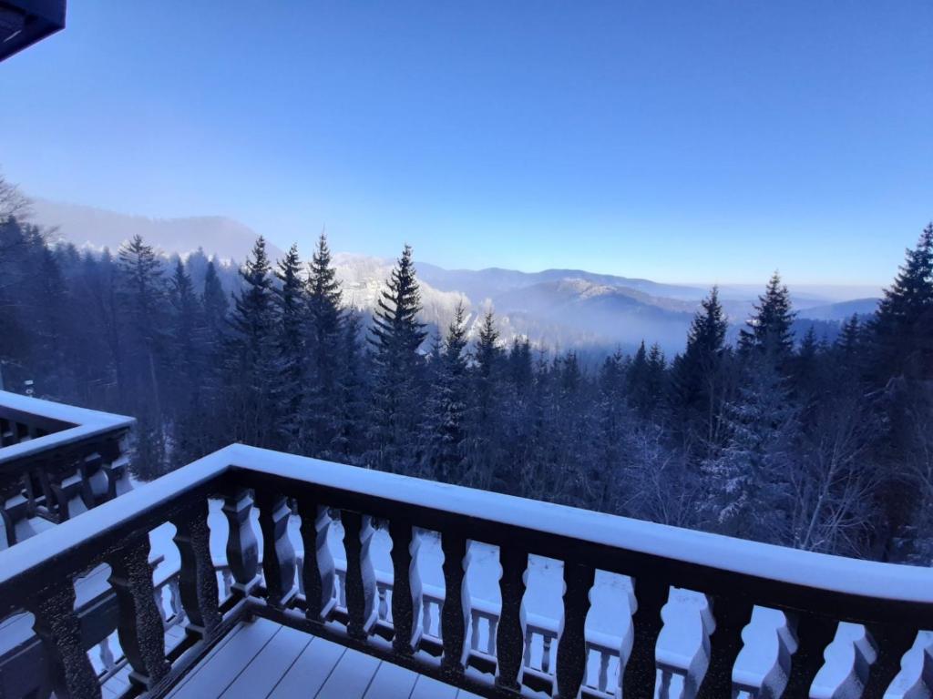 hotels with balcony in Semmering