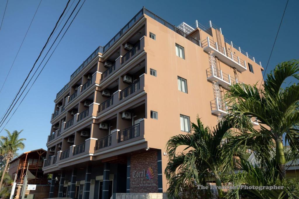 hotels with balcony in Caye Corker