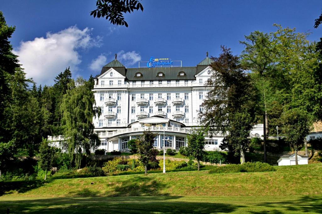 hotels with balcony in Marianske Lazne