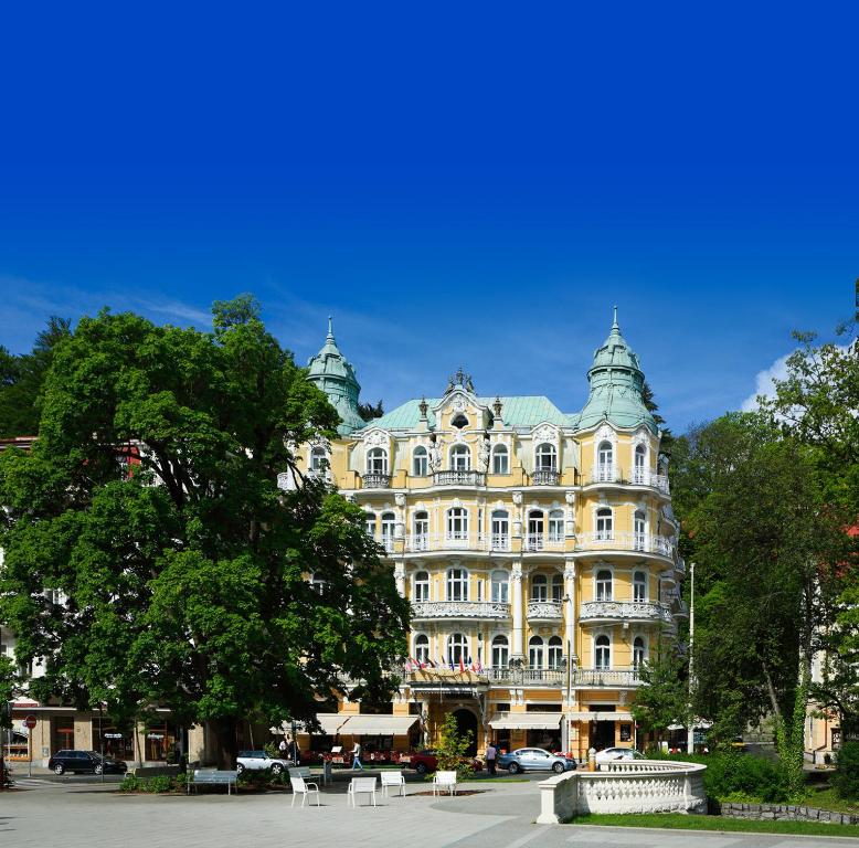 hotels with balcony in Marianske Lazne