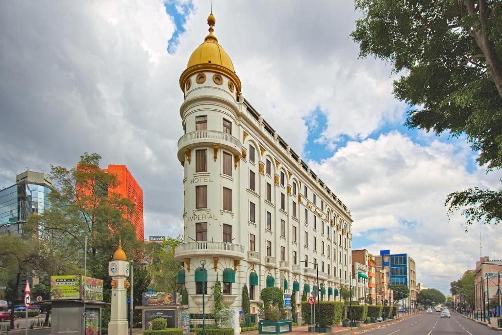 hotels with balcony in Mexico City Basilica Of Our Lady Of Guadalupe