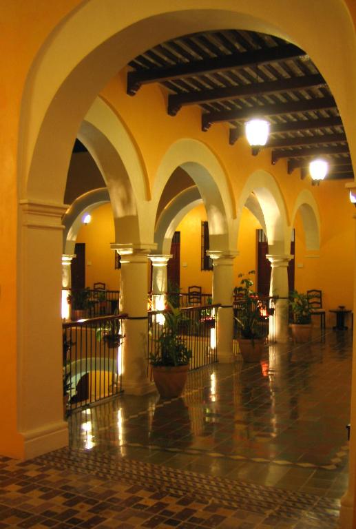 hotels with balcony in Campeche Mexico