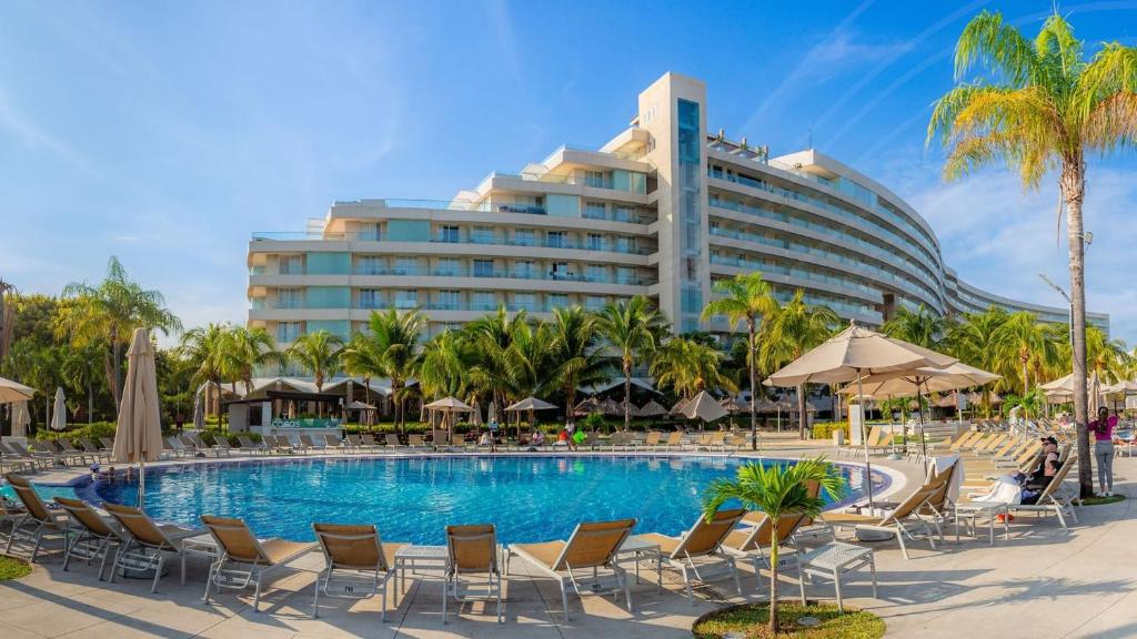 hotels with balcony in Acapulco