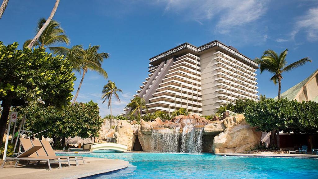 hotels with balcony in Acapulco