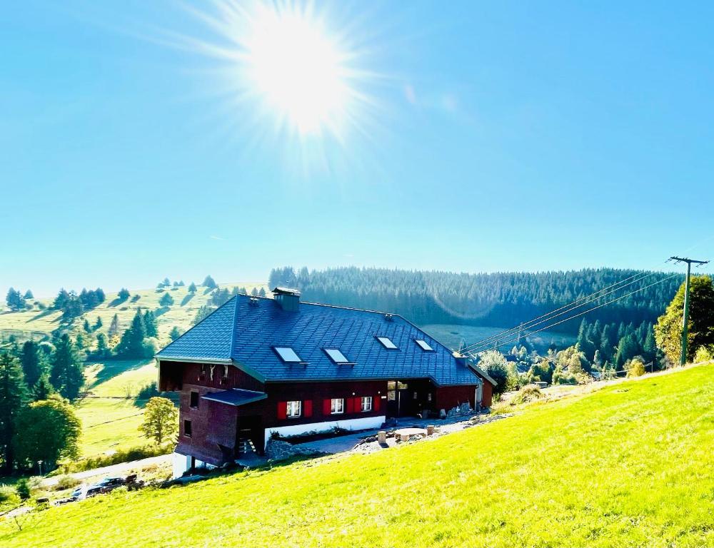 hotels with balcony in Feldberg