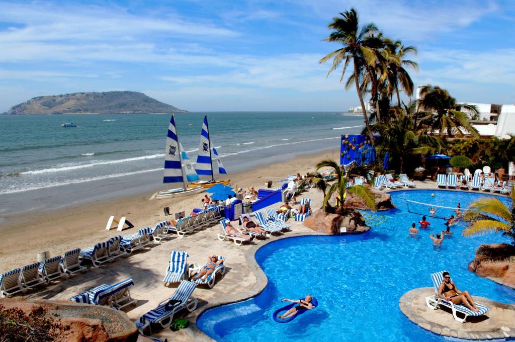 hotels with balcony in Mazatlan