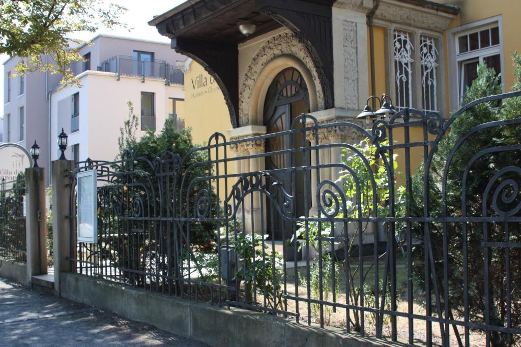 hotels with balcony in Dresden