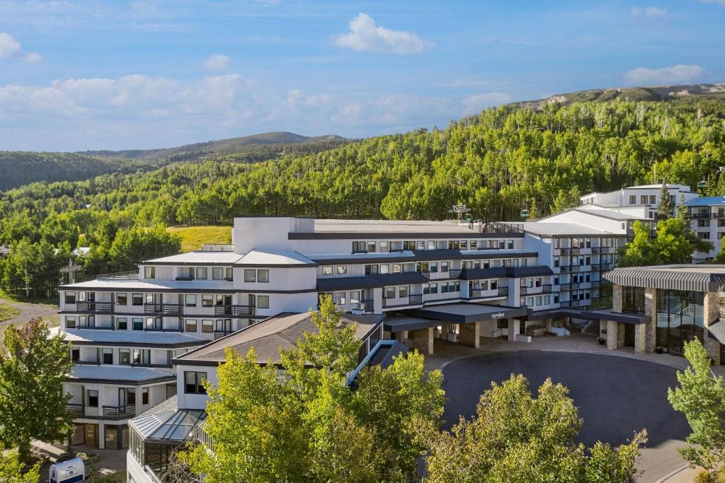 hotels with balcony in Aspen Snowmass