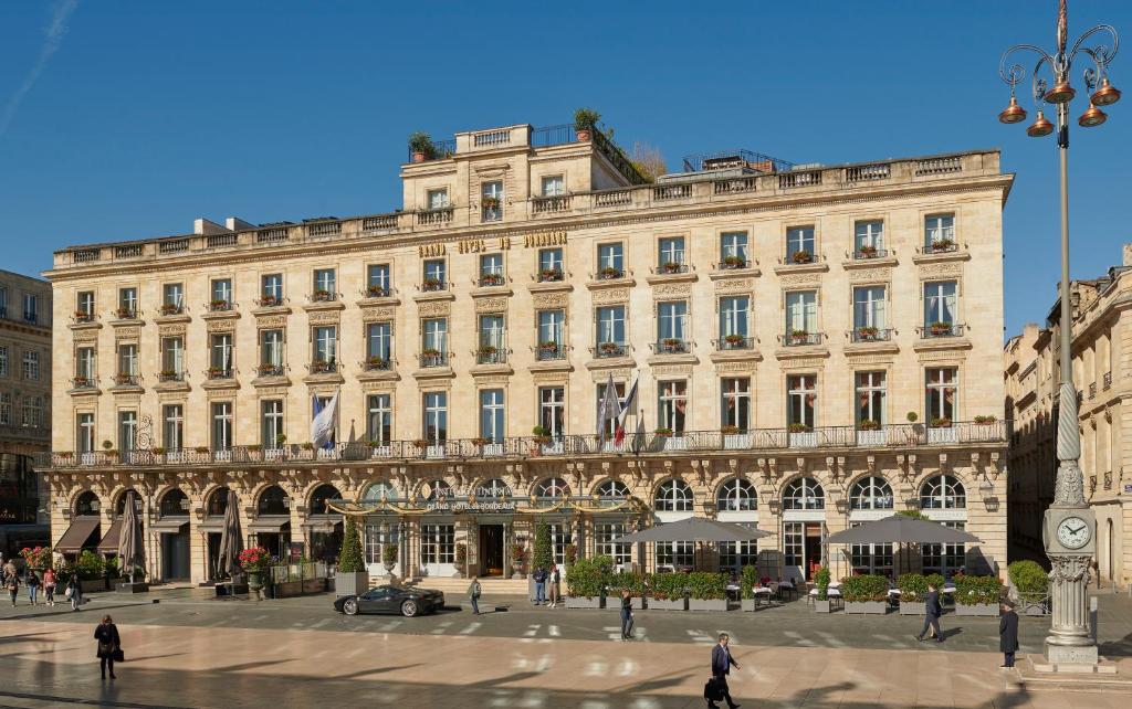 hotels with balcony in Bordeaux