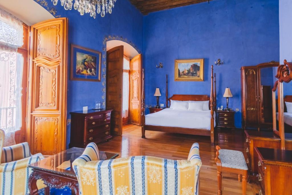 hotels with balcony in Queretaro Mexico