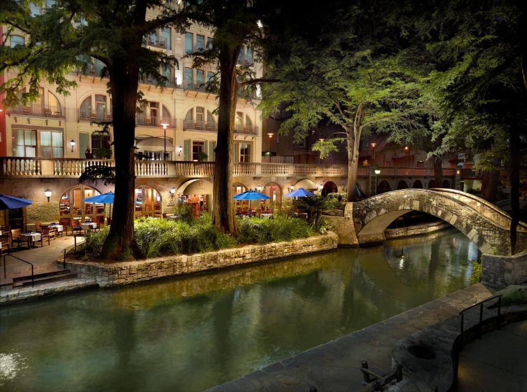 hotels with balcony in San Antonio United States