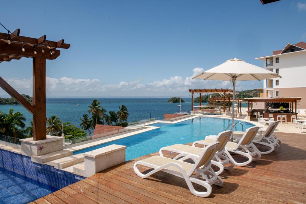 hotels with balcony in Santa Barbara De Samana