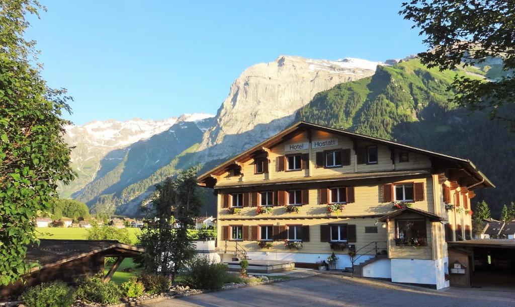 hotels with balcony in Engelberg