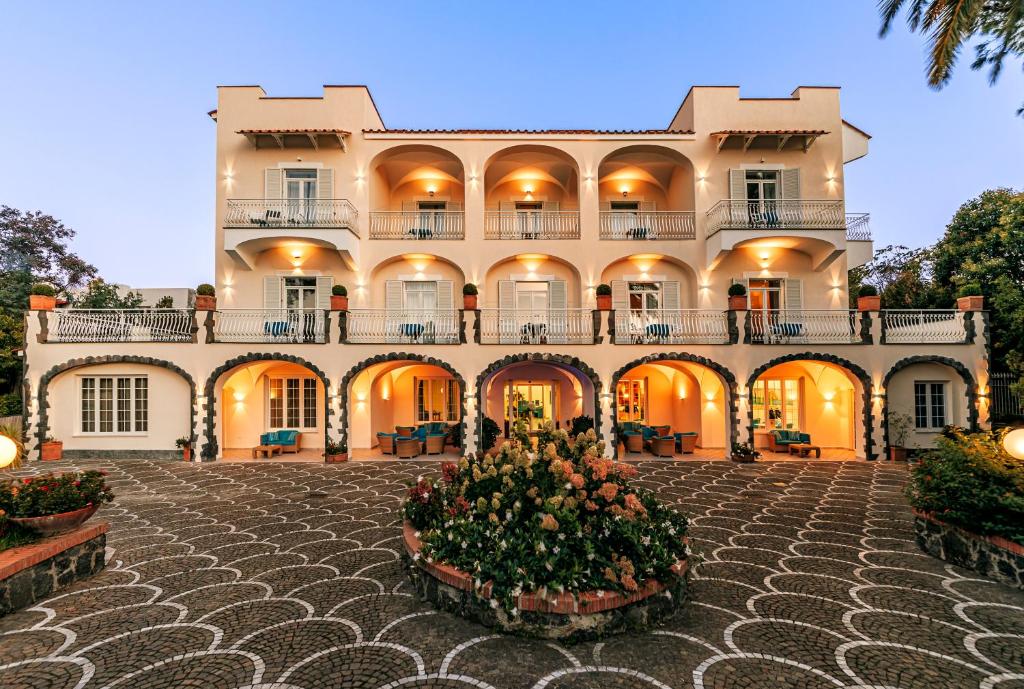 hotels with balcony in Ischia