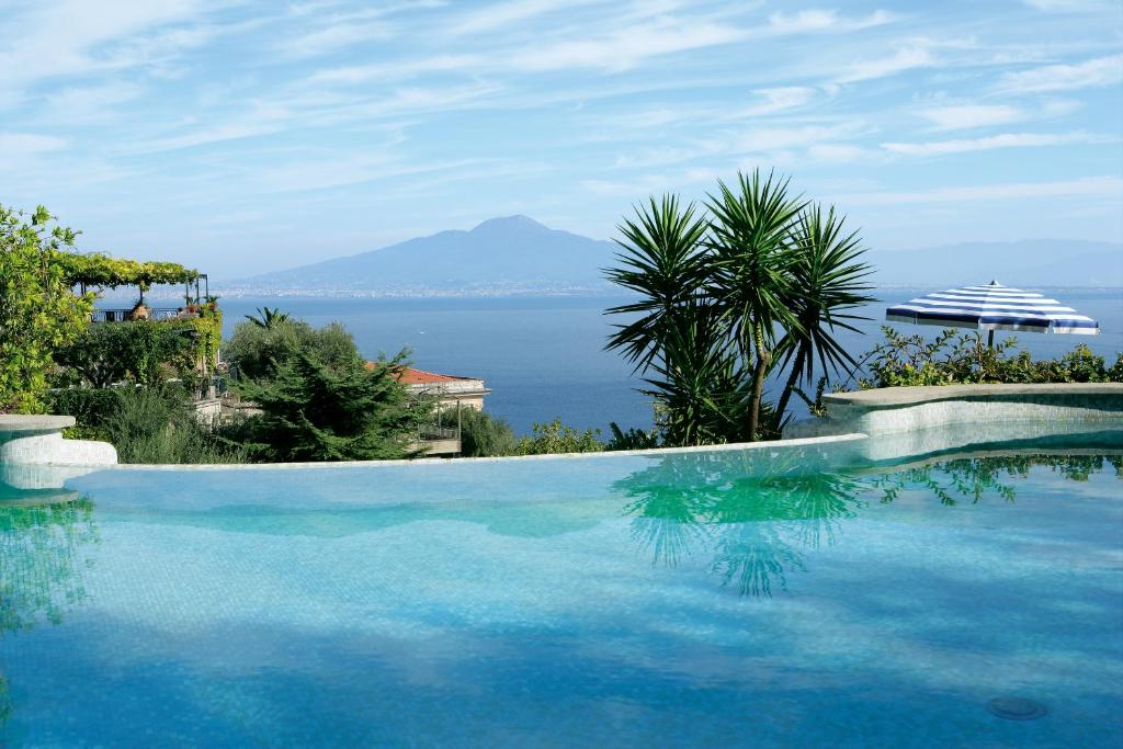 hotels with balcony in Sorrento Italy