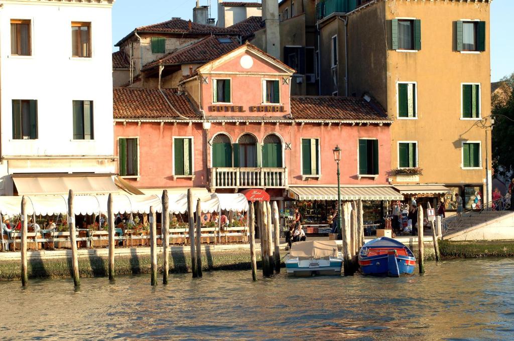 hotels with balcony in Venice Santa Croce