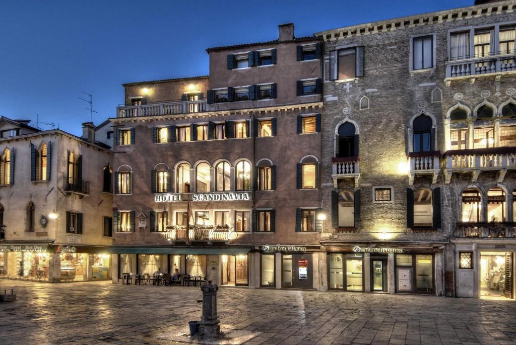 hotels with balcony in Venice Venetian Arsenal