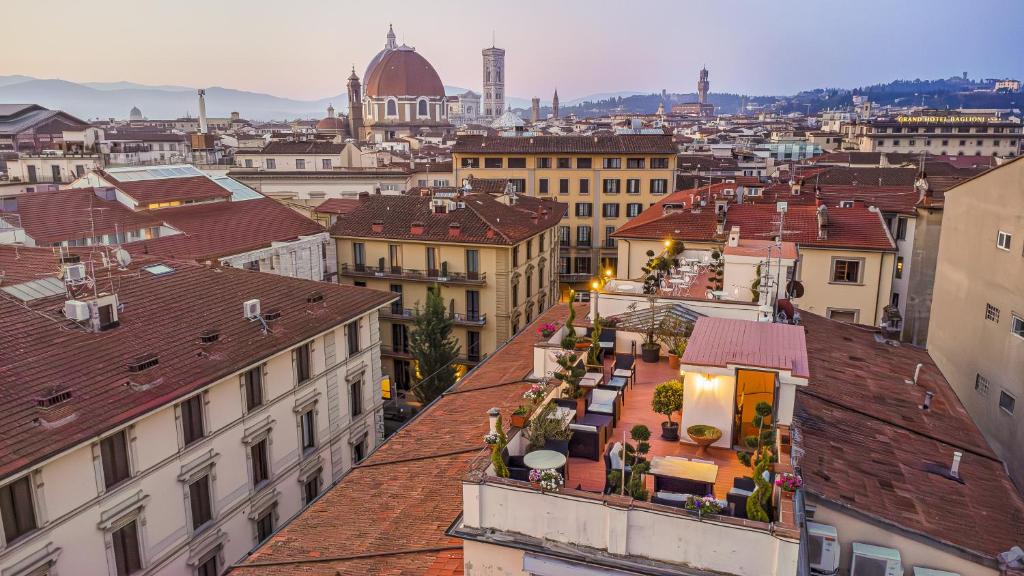 hotels with balcony in Florence Fortezza Da Basso