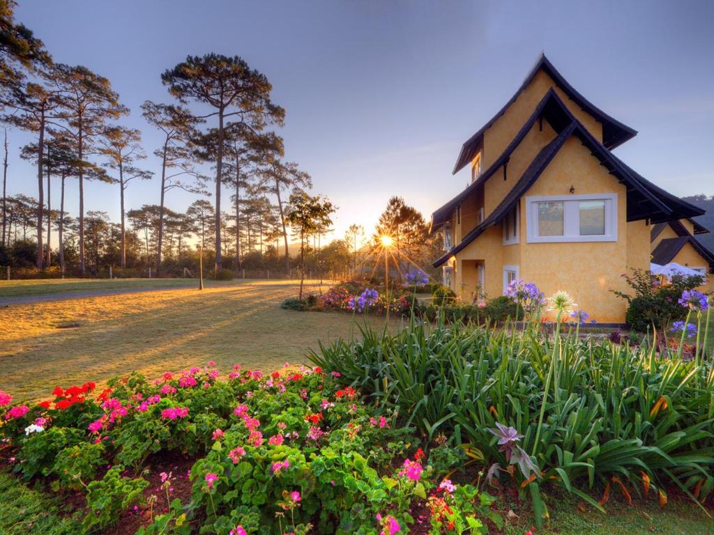 hotels with balcony in Da Lat