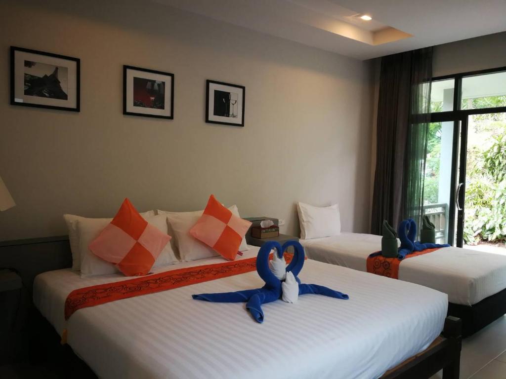 hotels with balcony in Haad Yao